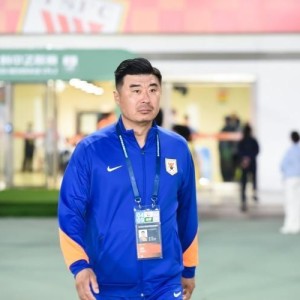 鲁沪大战前传闻不断！媒体人：韩鹏或离队专注全运，崔康熙或回归